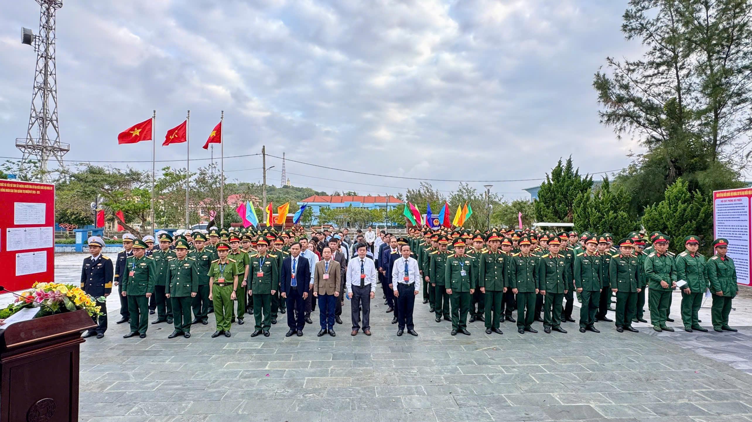 Cử tri Cồn Cỏ phấn khỏi tham gia Ngày bầu cử