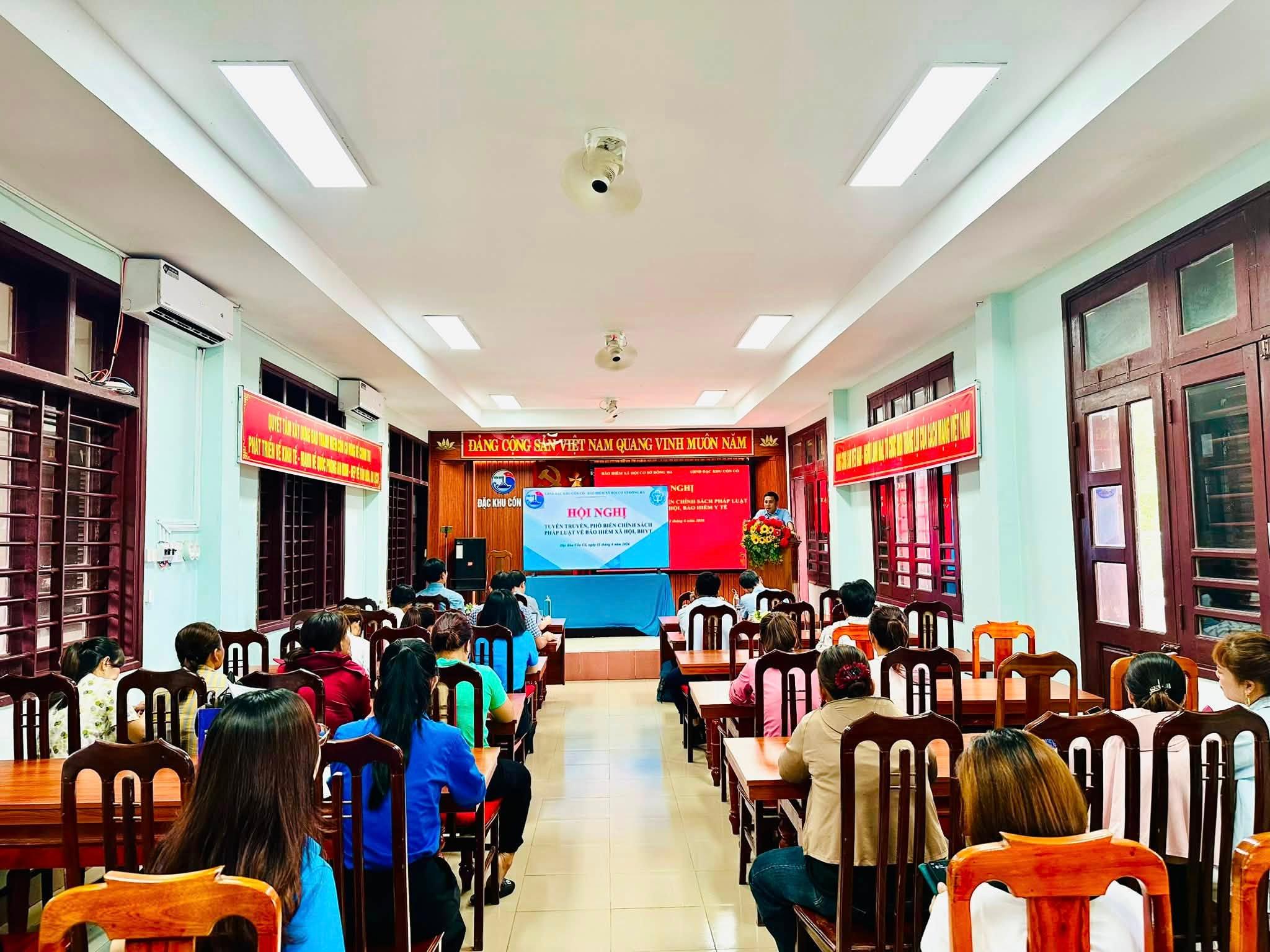 Hội nghị tuyên truyền phổ biến chính sách pháp luật về bảo hiểm xã hội, bảo hiểm y tế
