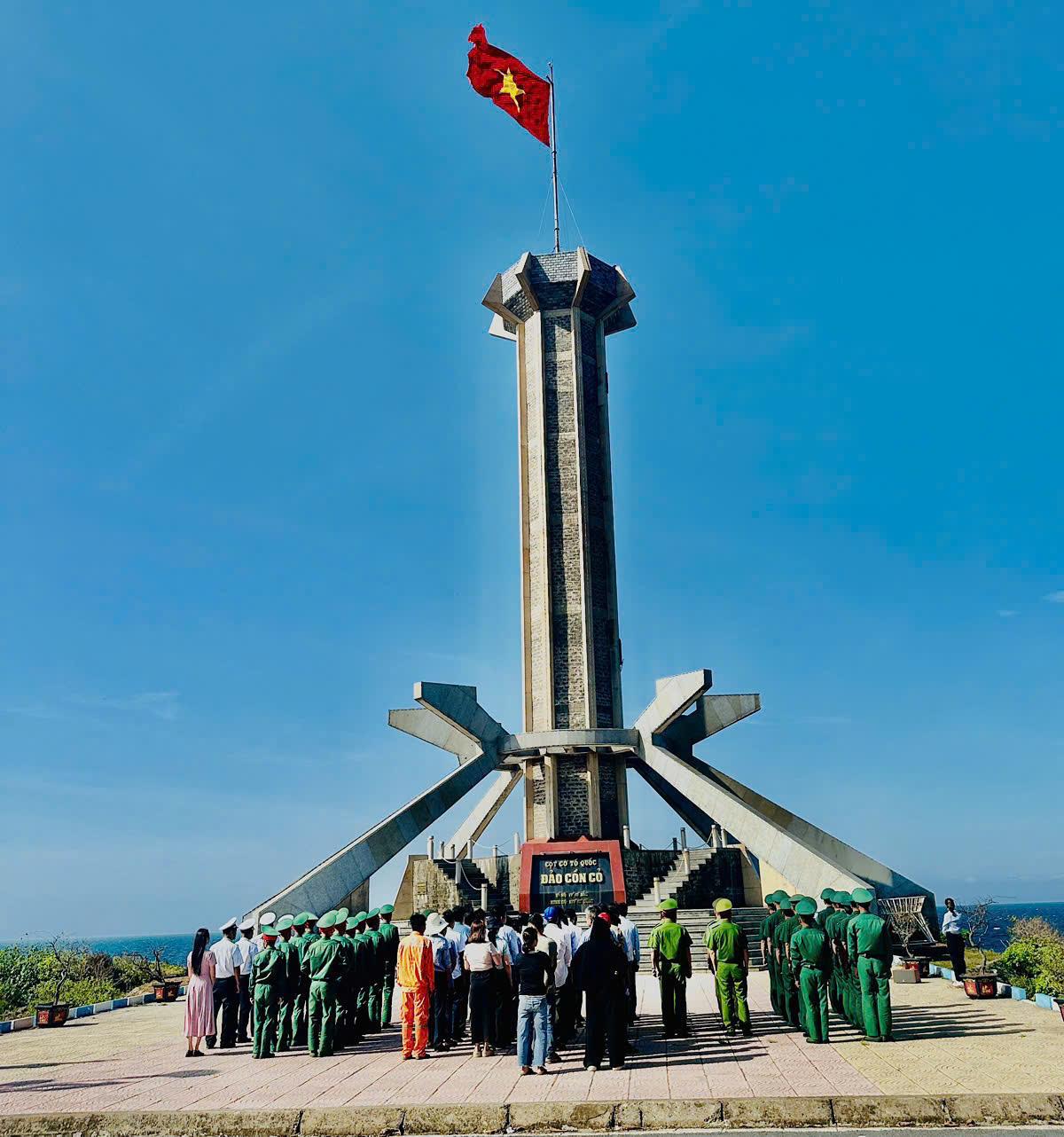 Cồn Cỏ tổ chức các hoạt động kỷ niệm 80 năm Cách mạng tháng Tám thành công (19/8/1945 – 19/8/2025)...