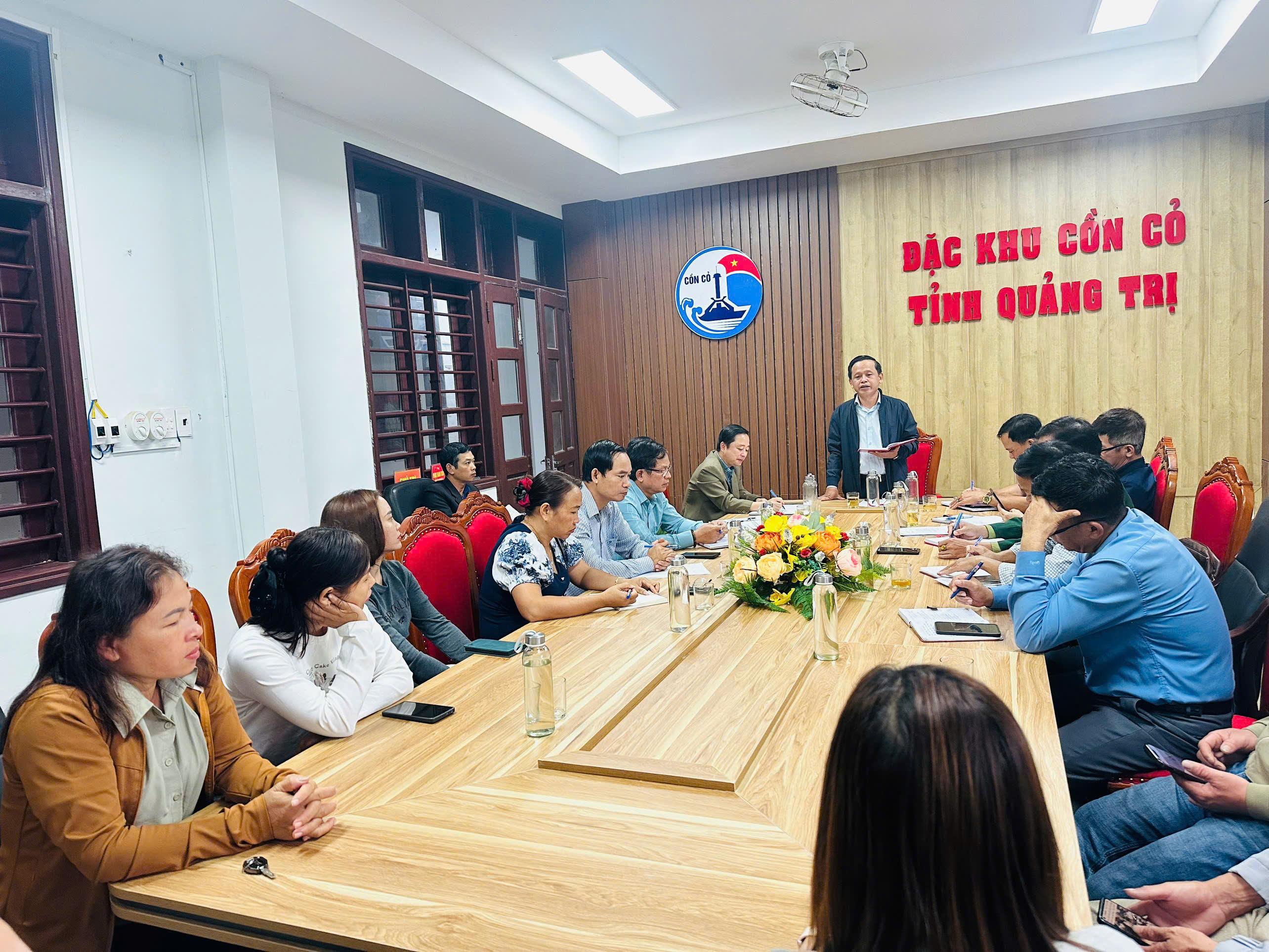 Hội nghị đối thoại với các hộ gia đình kinh doanh dịch vụ, du lịch