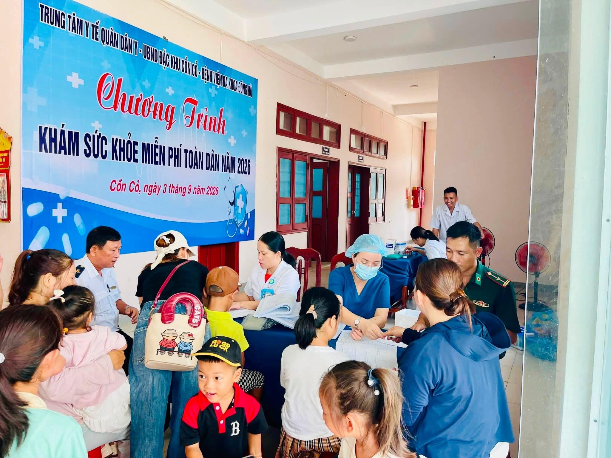 Cồn Cỏ tổ chức khám sức khỏe định kỳ, khám sàng lọc miễn phí cho người dân trên địa bàn